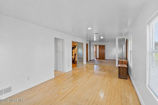 271 Joe Parker Road, Lakewood, NJ 08701