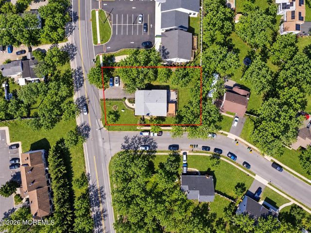 271 Joe Parker Road, Lakewood, NJ 08701