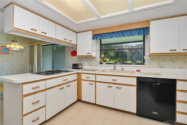 821 N Golf Course Drive, Crystal River, FL 34429