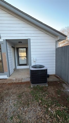 6715 Cuculu Drive, Fort Worth, TX 76133