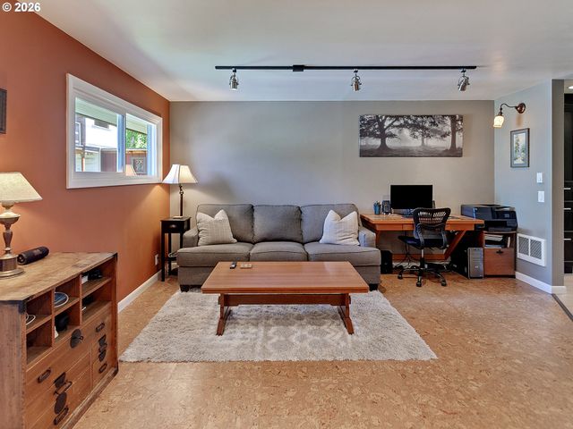 16500 Sw 150TH Ave, Tigard, OR 97224