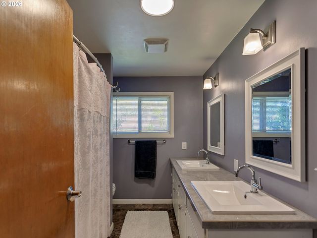 16500 Sw 150TH Ave, Tigard, OR 97224