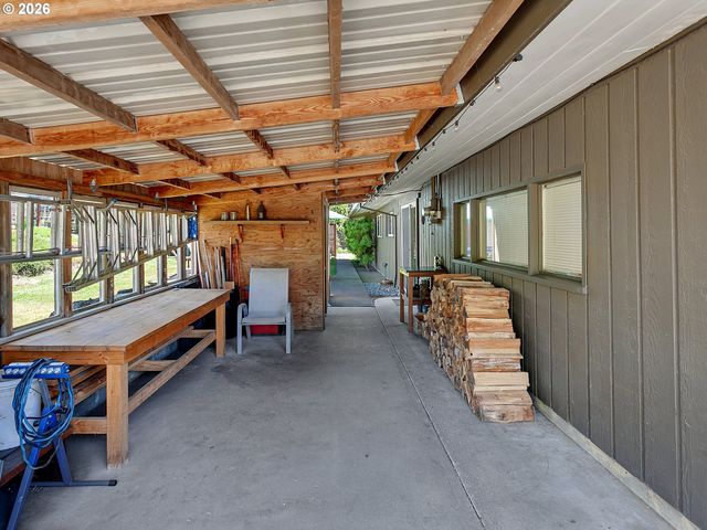 16500 Sw 150TH Ave, Tigard, OR 97224