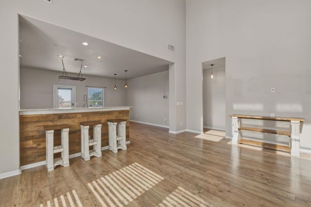 125 Exeter CV, Kyle, TX 78640