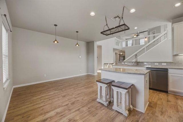 125 Exeter CV, Kyle, TX 78640