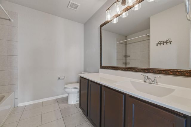 125 Exeter CV, Kyle, TX 78640