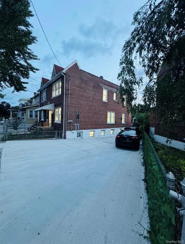1431 Merry Avenue, Bronx, NY 10461