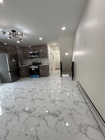 1431 Merry Avenue, Bronx, NY 10461