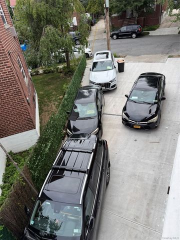 1431 Merry Avenue, Bronx, NY 10461