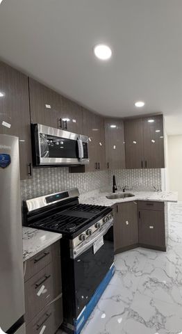 1431 Merry Avenue, Bronx, NY 10461