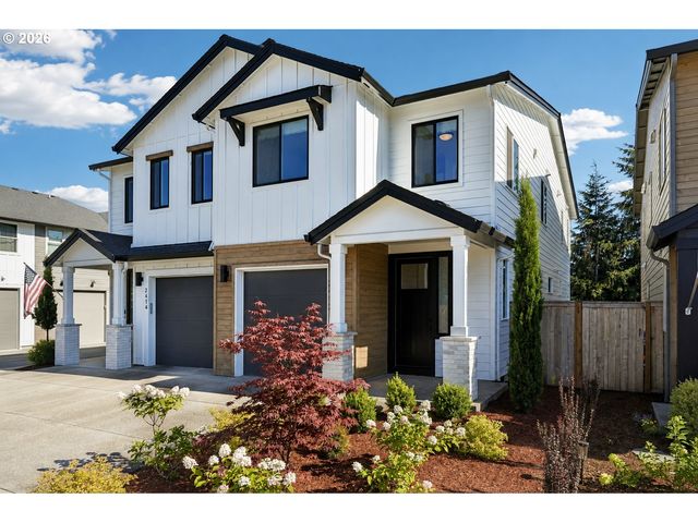 2412 Se MAYBROOK Ln, Milwaukie, OR 97222