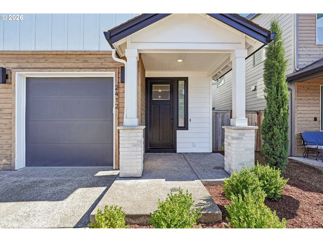 2412 Se MAYBROOK Ln, Milwaukie, OR 97222