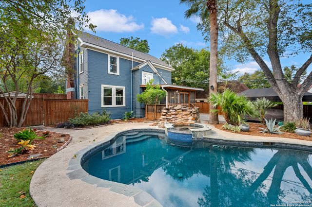 119 E Rosewood Ave, San Antonio, TX 78212