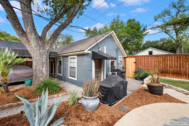 119 E Rosewood Ave, San Antonio, TX 78212