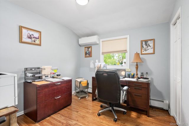 25 Fisher Road, Commack, NY 11725