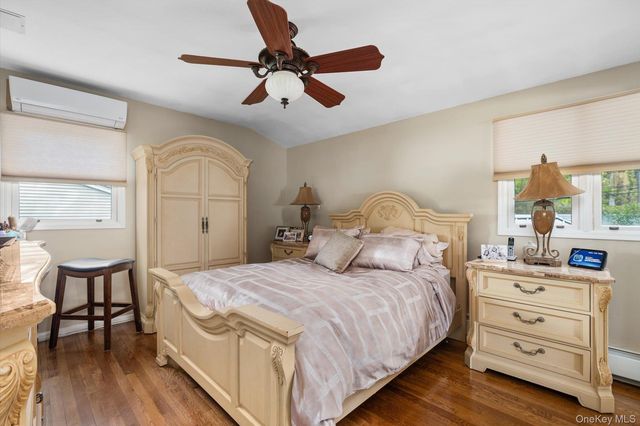 25 Fisher Road, Commack, NY 11725