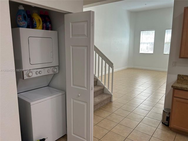 1424 SW 147th Ave 1424, Pembroke Pines, FL 33027