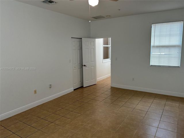 1424 SW 147th Ave 1424, Pembroke Pines, FL 33027