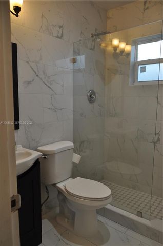 4035 E 2nd Avenue, Hialeah, FL 33013