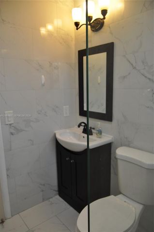 4035 E 2nd Avenue, Hialeah, FL 33013