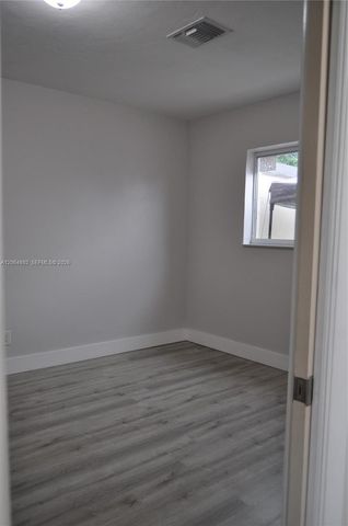4035 E 2nd Avenue, Hialeah, FL 33013