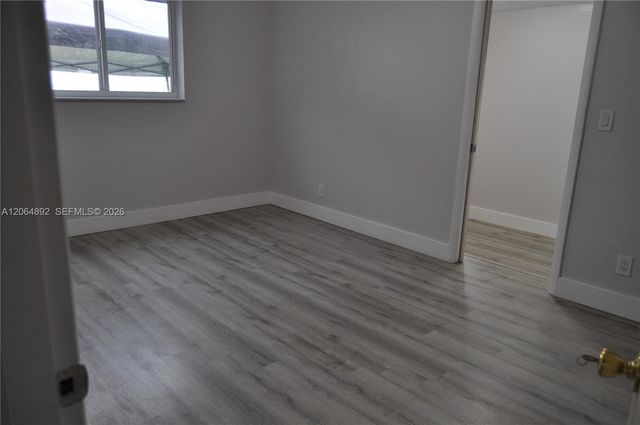 4035 E 2nd Avenue, Hialeah, FL 33013