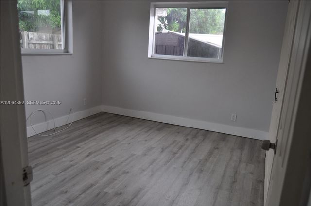 4035 E 2nd Avenue, Hialeah, FL 33013