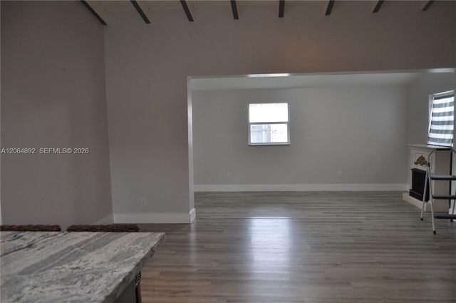 4035 E 2nd Avenue, Hialeah, FL 33013