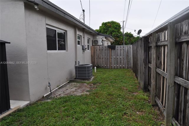4035 E 2nd Avenue, Hialeah, FL 33013