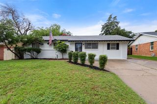 3241 Earle Drive, Haltom City, TX 76117