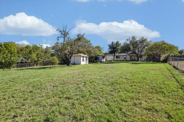 1716 Buttercup RD, Pflugerville, TX 78660