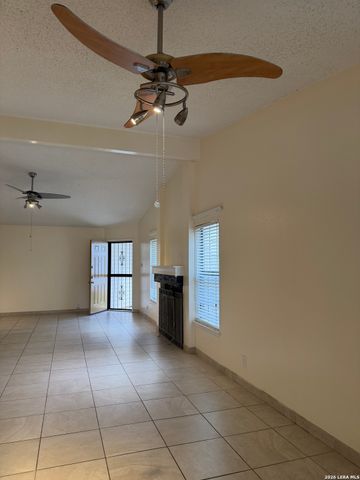 10626 Horn Blvd, San Antonio, TX 78240