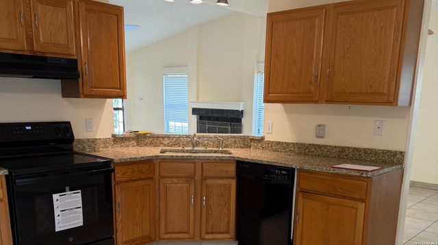 10626 Horn Blvd, San Antonio, TX 78240