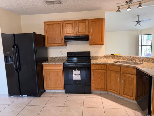 10626 Horn Blvd, San Antonio, TX 78240