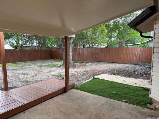 10626 Horn Blvd, San Antonio, TX 78240