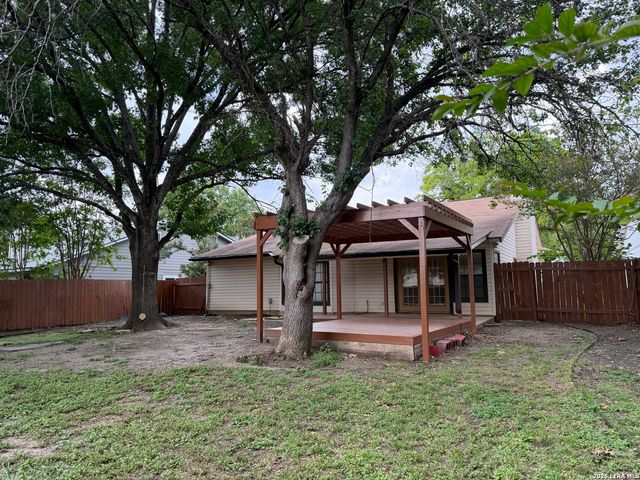 10626 Horn Blvd, San Antonio, TX 78240