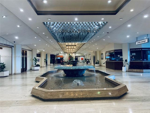 801 Brickell Bay Dr 1470, Miami, FL 33131