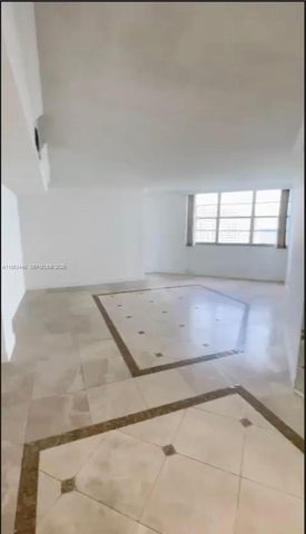 801 Brickell Bay Dr 1470, Miami, FL 33131