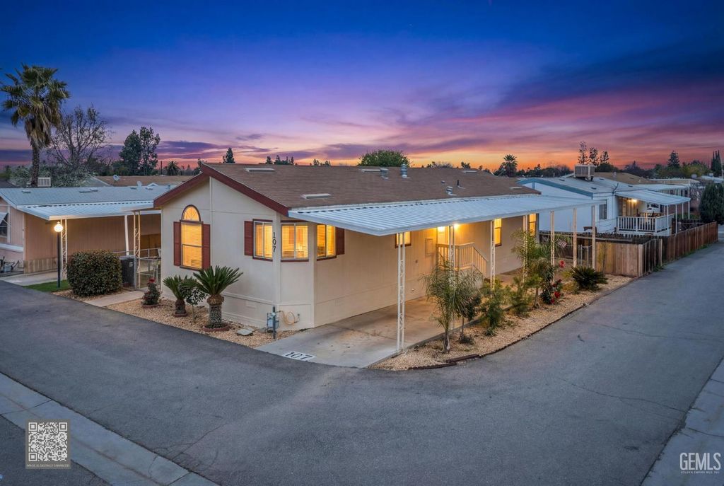 6351 Akers Road 107, Bakersfield, CA 93313