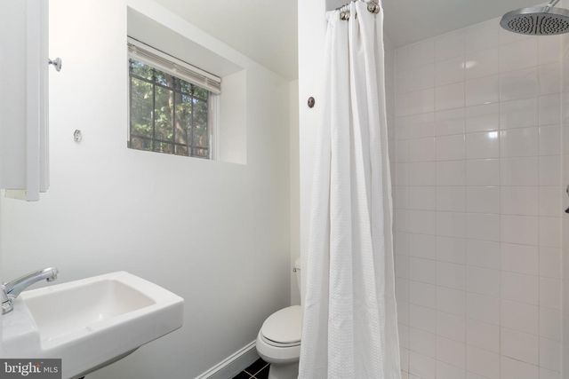 300 NORTH CAROLINA AVE SE, Washington, DC 20003