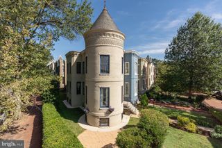 300 NORTH CAROLINA AVE SE, Washington, DC 20003
