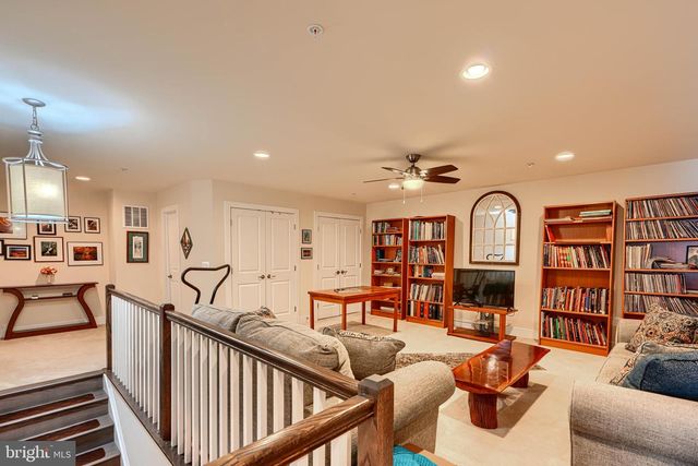 9837 WILDERNESS LN, Laurel, MD 20723