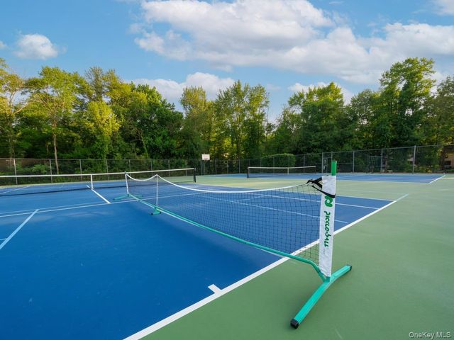 184 N Route 303 4, Congers, NY 10920