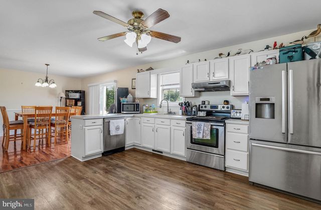 2370 YARDARM DR, Greenbackville, VA 23356