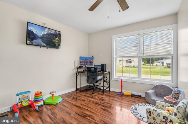 2370 YARDARM DR, Greenbackville, VA 23356