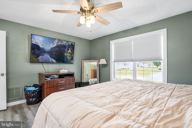 2370 YARDARM DR, Greenbackville, VA 23356