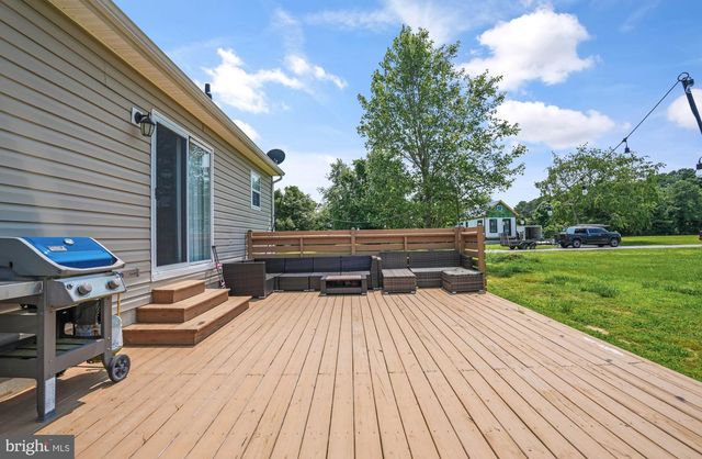 2370 YARDARM DR, Greenbackville, VA 23356