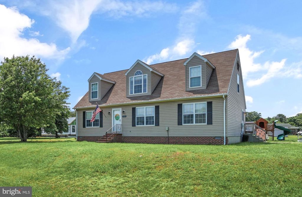 2370 YARDARM DR, Greenbackville, VA 23356