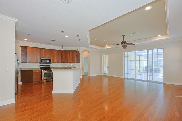 212 BREAKERS LANE, Apollo Beach, FL 33572