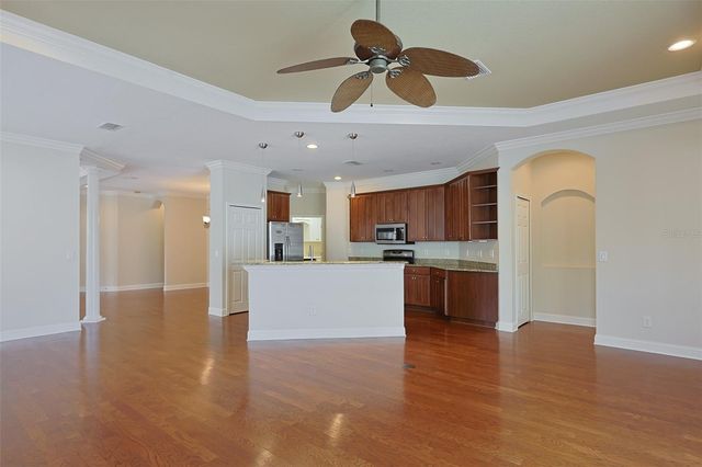 212 BREAKERS LANE, Apollo Beach, FL 33572